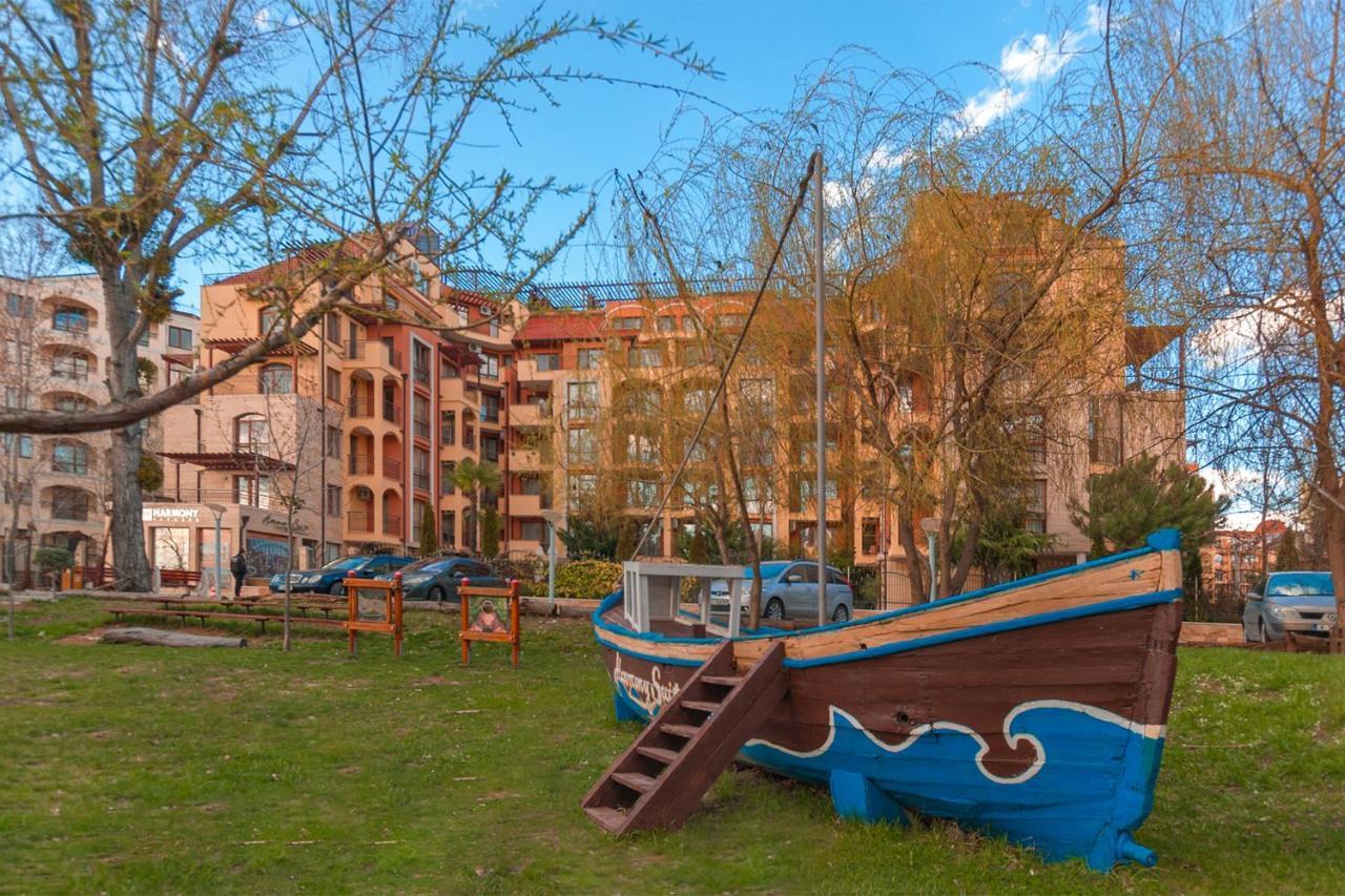 Harmony Suites Jungle Sunny Beach Ngoại thất bức ảnh