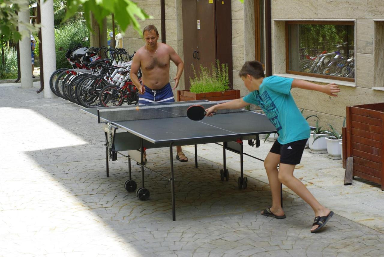 Harmony Suites Jungle Sunny Beach Ngoại thất bức ảnh