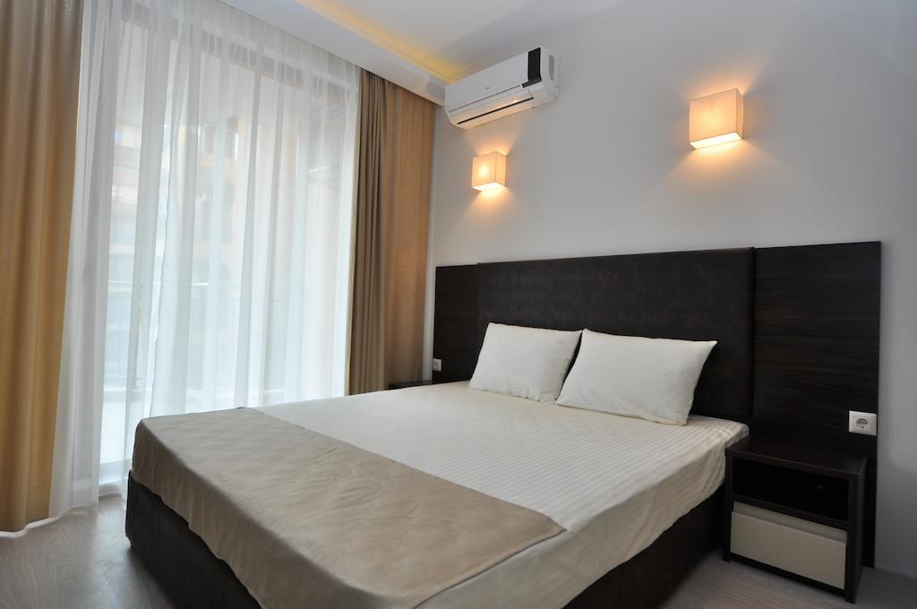 Harmony Suites Jungle Sunny Beach Ngoại thất bức ảnh