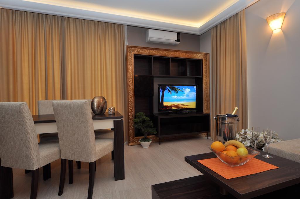 Harmony Suites Jungle Sunny Beach Ngoại thất bức ảnh