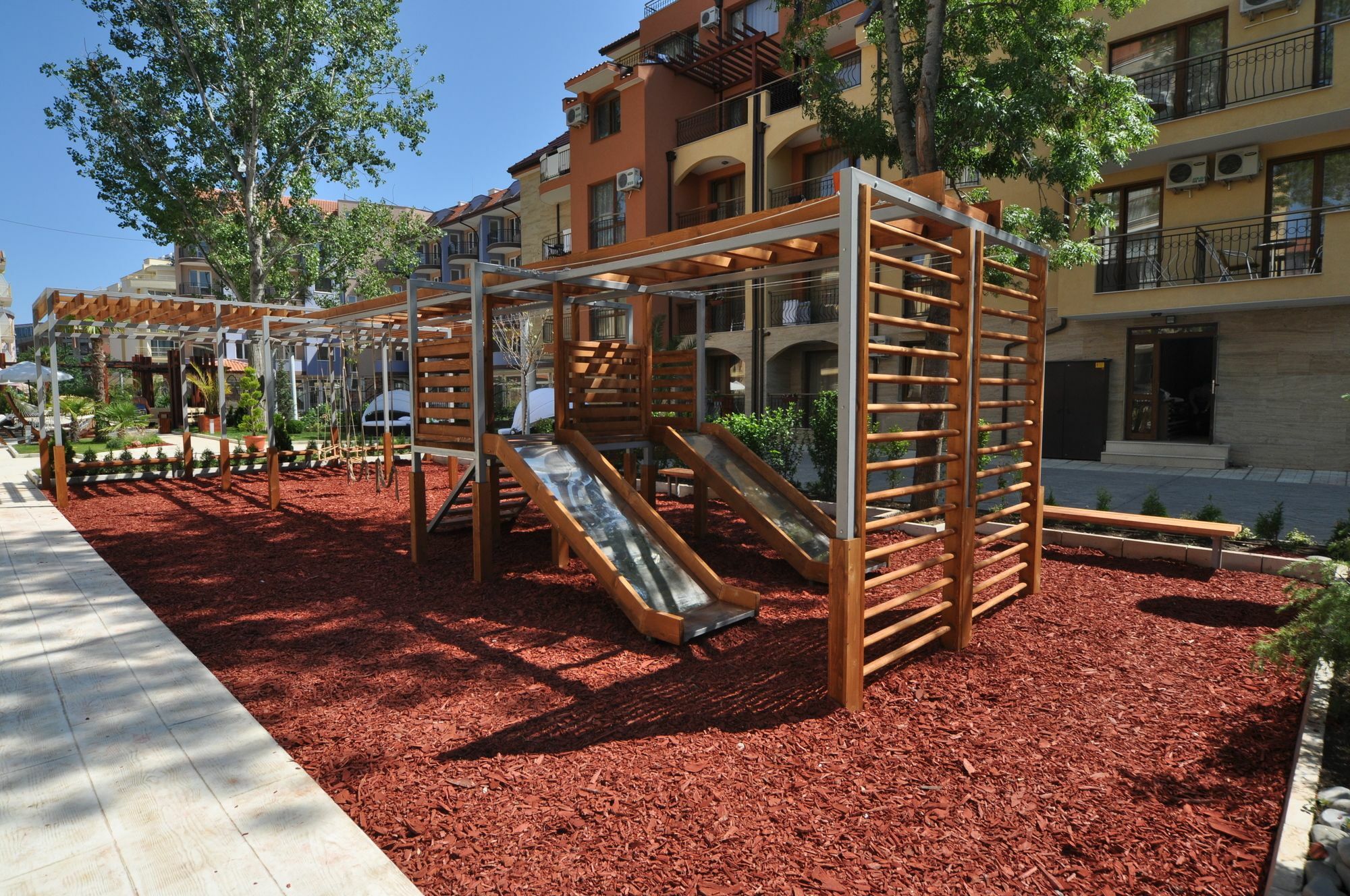 Harmony Suites Jungle Sunny Beach Ngoại thất bức ảnh